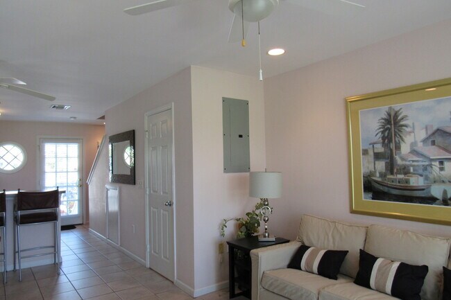 Photo - Fully Furnished 2 Bed 1.5 bath Home in the Key West Golf Club Community
