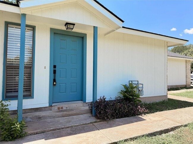 Building Photo - 2305 Whitlow Cove Unit 2307