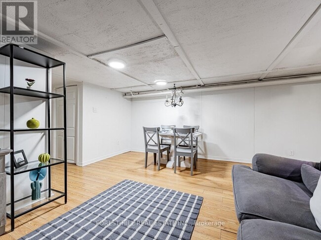 Photo - 29 Scarboro Beach Blvd