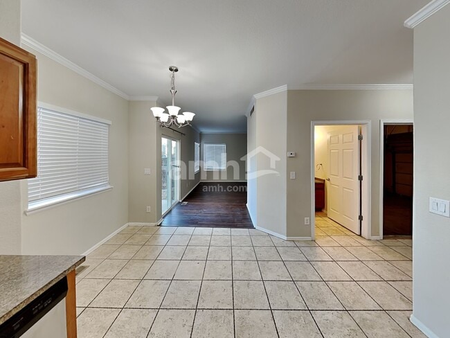 Photo - 9861 Kenton Cir