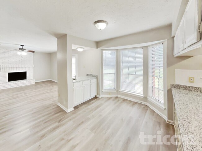 Photo - 8111 Silver Fir Dr