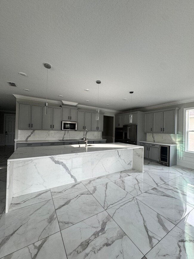 Photo - 420 Kestrel Dr