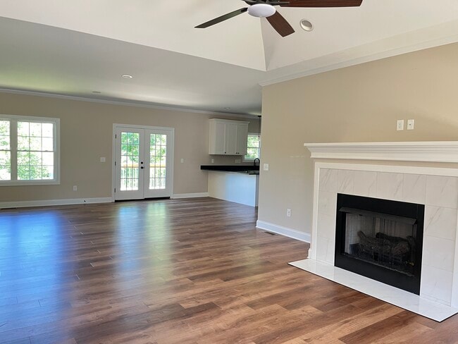 Photo - 3006 Vicksburg Rd