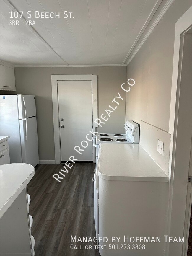 Photo - 107 S Beech St