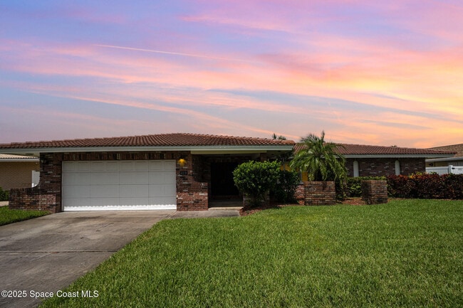 Photo - 419 St Georges Ct