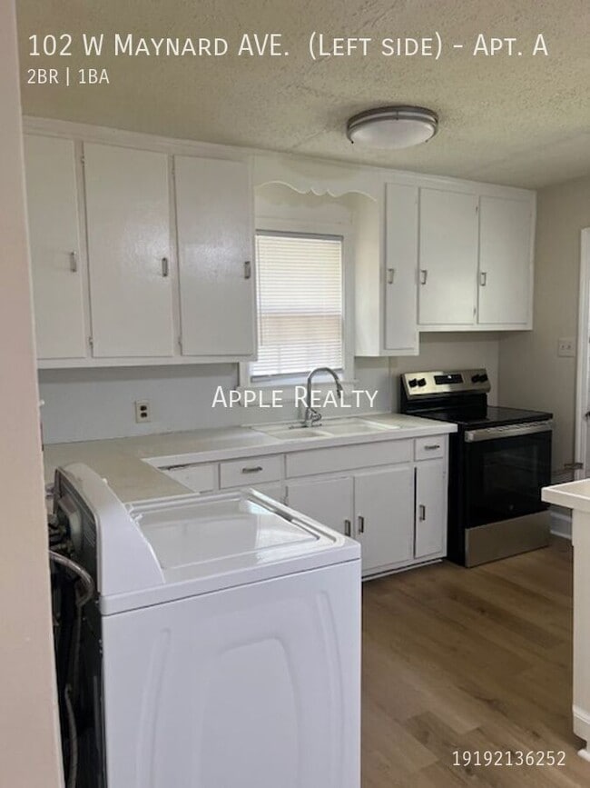 102 W Maynard Ave Unit Apt. A Off-Campus Housing, Durham, NC