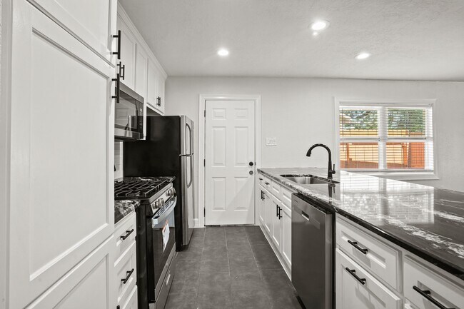 Photo - 1030 Grand Jct Dr