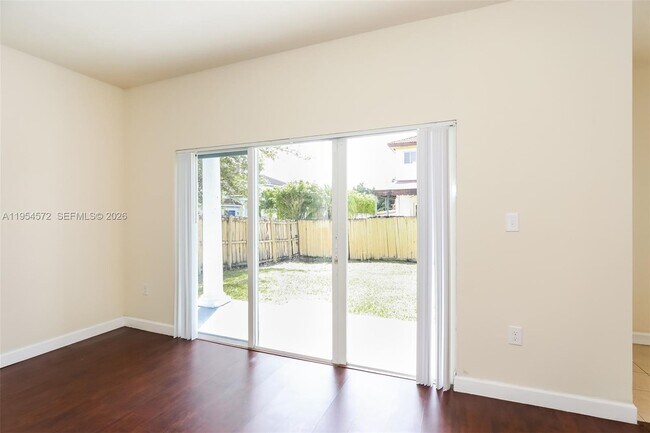 Photo - 15464 SW 18th Ln