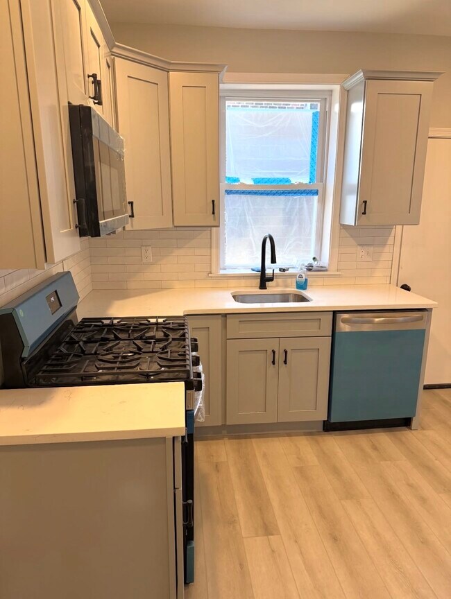 Photo - 5216 Florence Ave