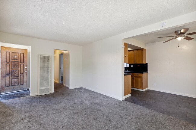 Photo - 6630 MacArthur Blvd