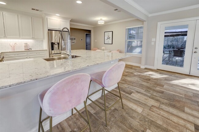 Photo - 9007 Beverly Hill St