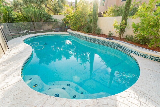 Photo - 8600 Mirada del Sol Dr