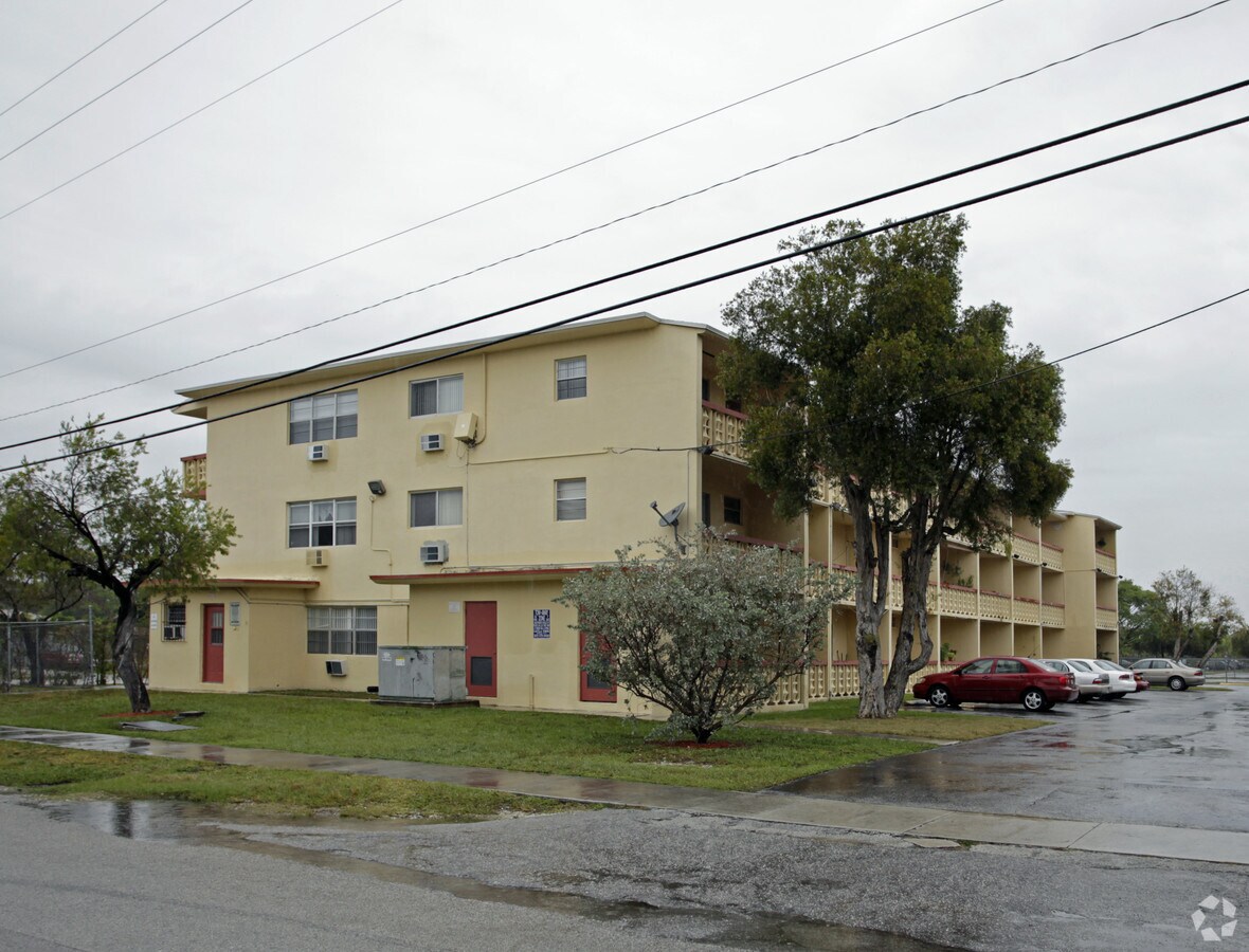 Cutlerwood Apartments - Cutlerwood Apartments