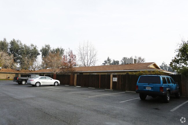 Photo - Villa De Oro