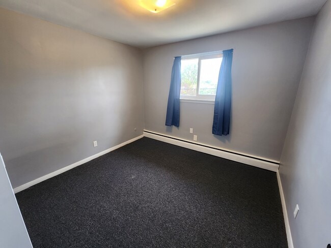 Photo - 76 Mallory Rd