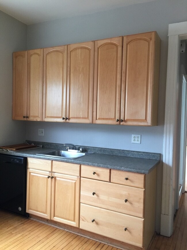 Photo - 3448 W Drummond Pl Unidad 2