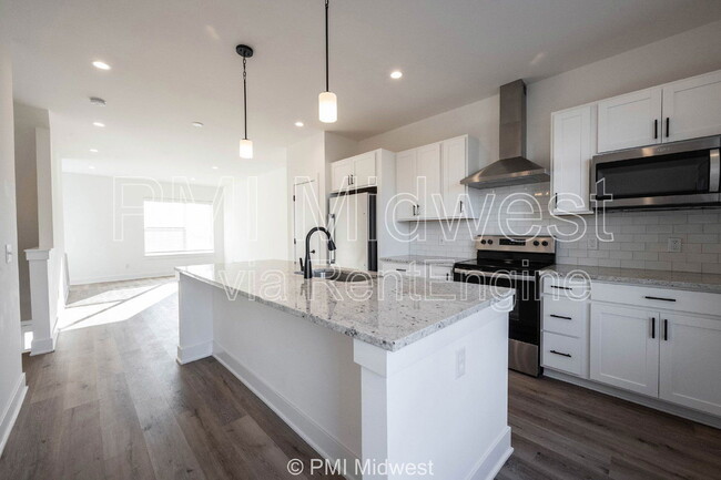 Photo - 1549 Tannery Way