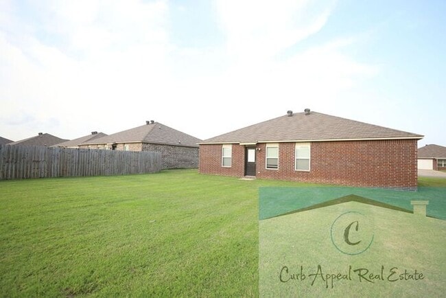 Photo - Move in special $800!! Recent construction - beautiful 3 bed / 2 bath home - Nettleton!!