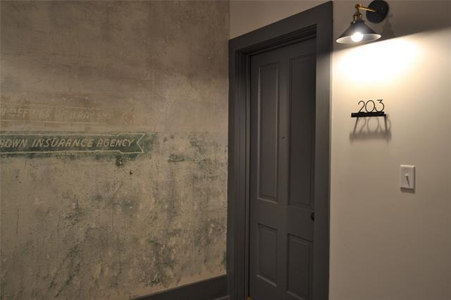 Building Photo - 5 W Houston St Unit 203