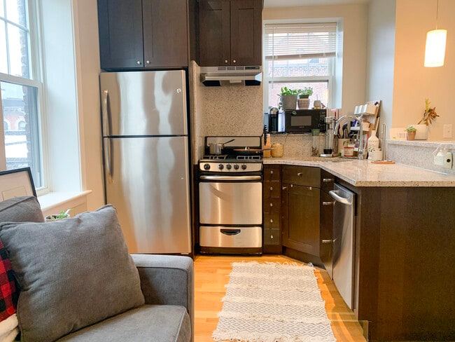 Photo - 33 Anderson St Unit 6