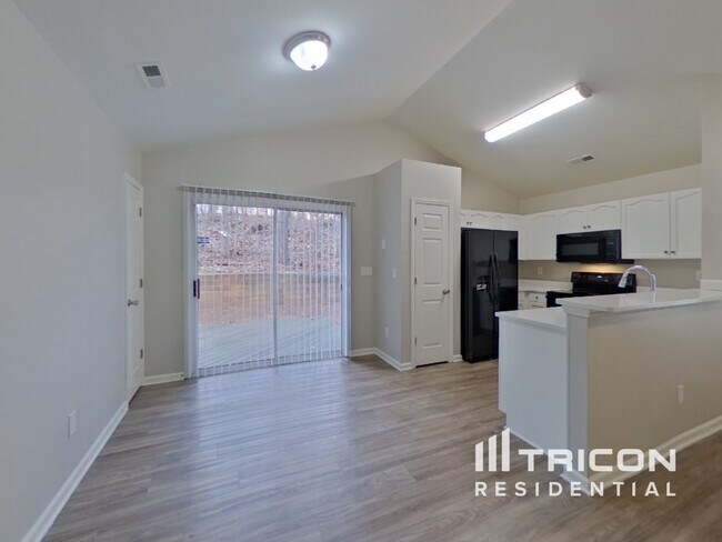Photo - 1347 Braveheart Ln