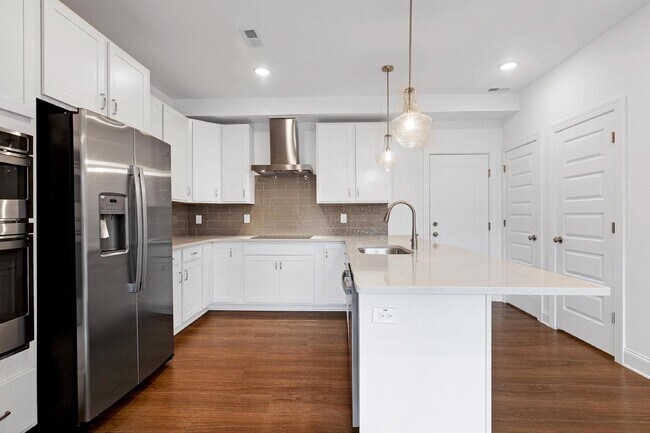 Photo - 1204 S Person St Unidad 101