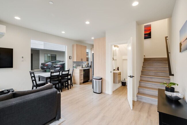 Photo - 823 NE 70th St Unit ID1231230P