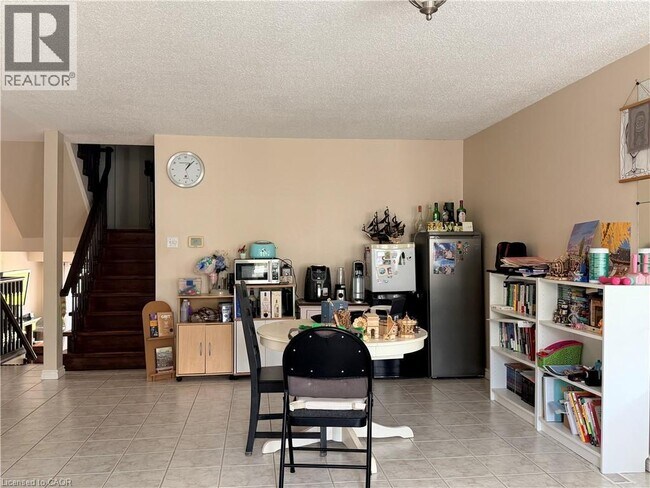Photo - 622A RUMMELHARDT Drive