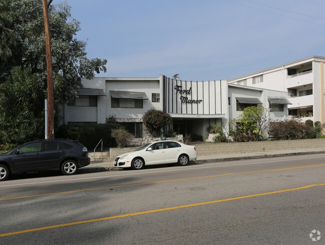 Ford Manor - Ford Manor Apartments