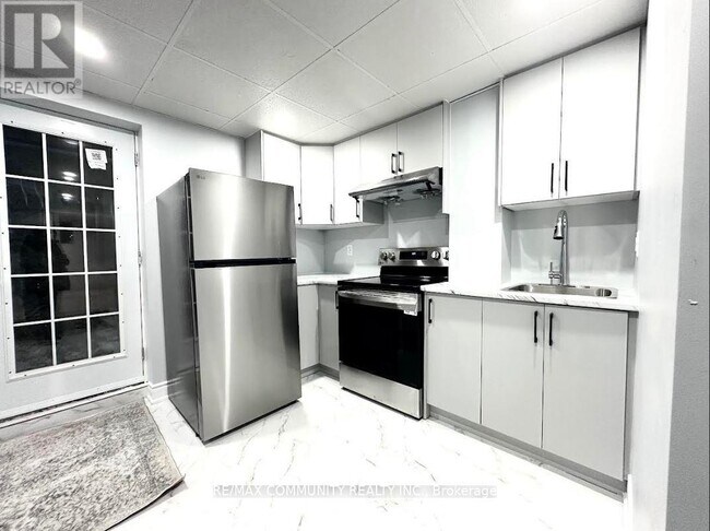 Photo - 54 Whitewater St