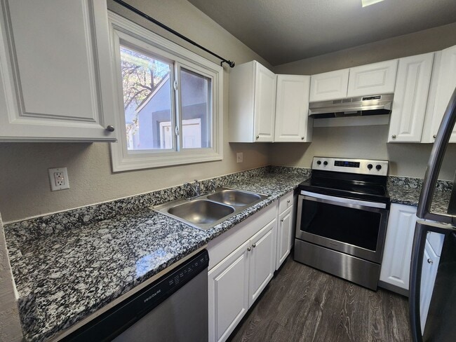 Photo - 223 N Race St Unit A