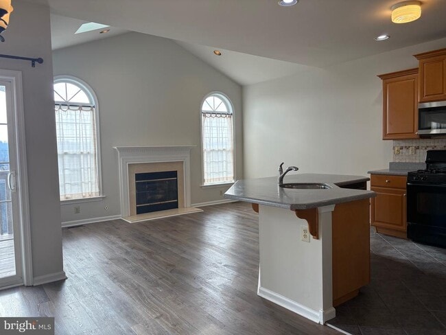 Photo - 17 Lincoln Dr