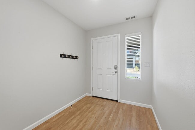 Photo - Lake Stevens Gem