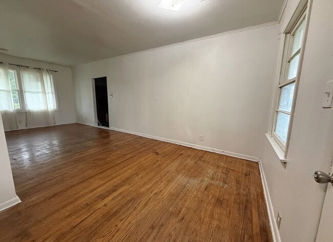 Photo - 317 N Atlanta St