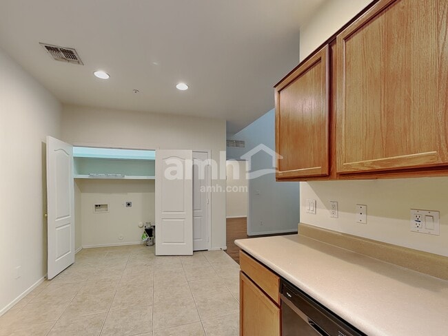 Photo - 8940 W Olive Ave