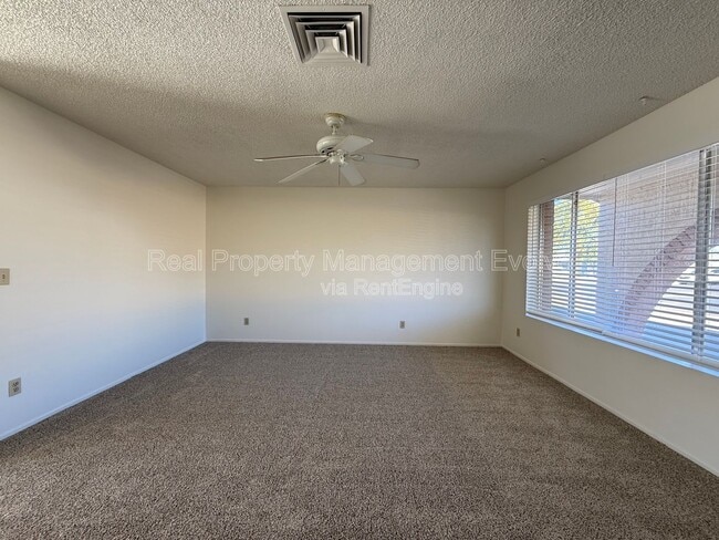 Photo - 6437 W Sierra St