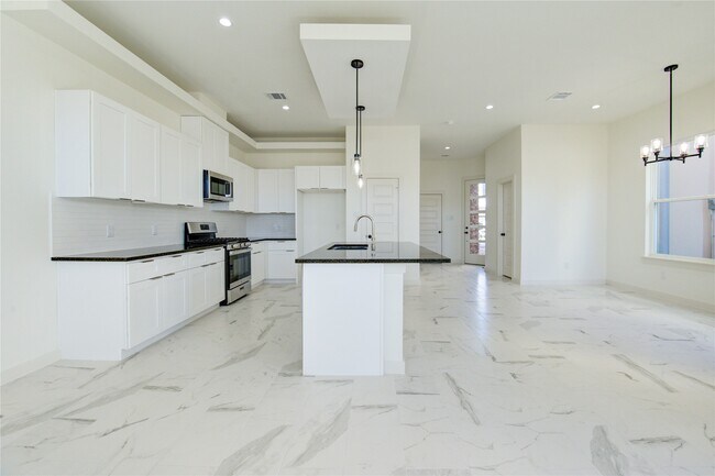 Photo - 2931 El Fenice Ln