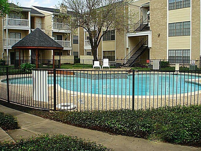 Photo - 2750 Holly Hall St Unidad 1007