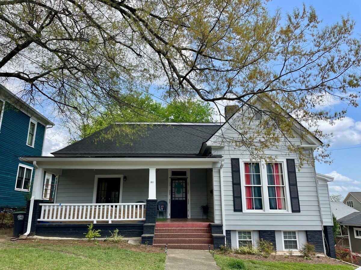 Photo - 311 E 5th Ave Unit B