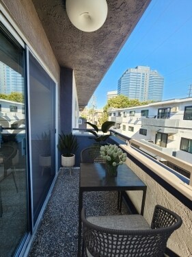 Photo - 1310 Wellesley Ave