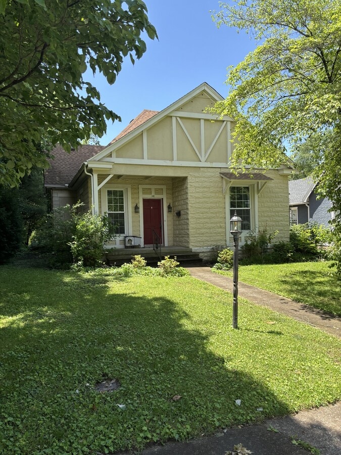 Photo - 141 Alumni Ave House