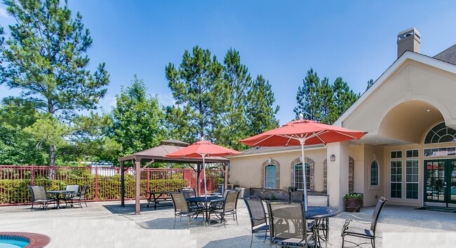 Photo - Knightsbridge Senior Apartments