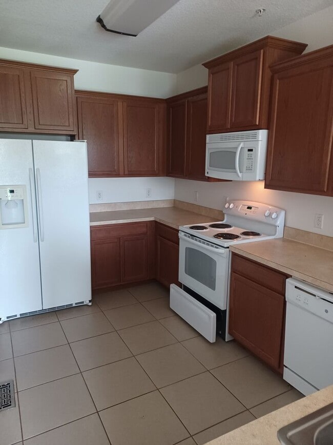 Photo - 1642 Scarlet Oak Loop