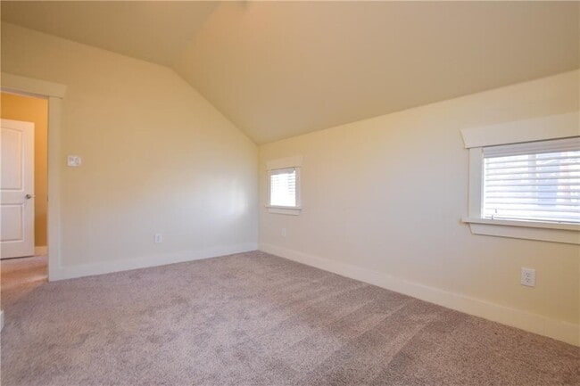 Photo - 5405 Avenue H