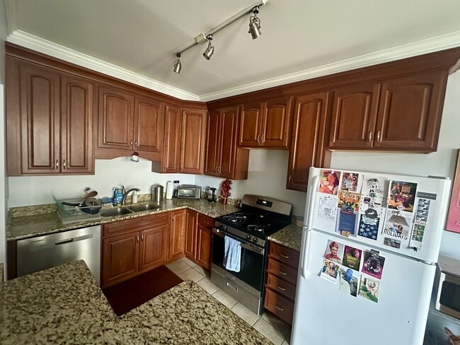 Photo - 1048 W Bryn Mawr Ave Unidad 2