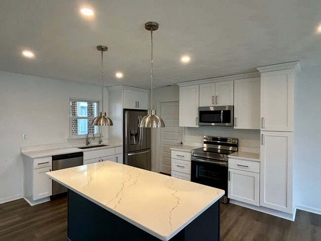 Photo - 3001 Guenevere Dr