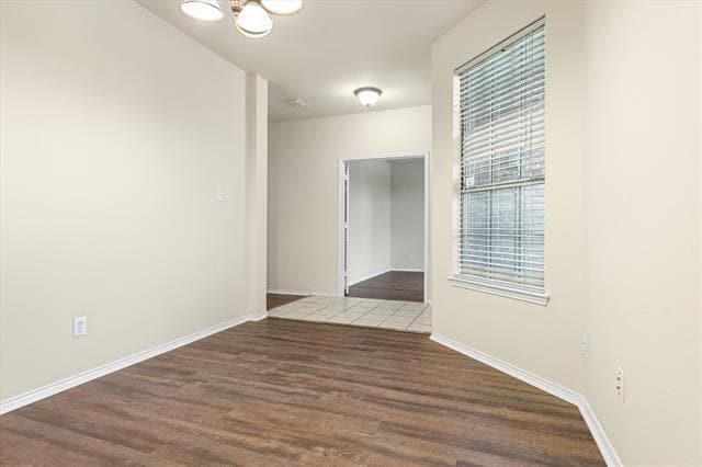 Photo - 9612 Anns Way