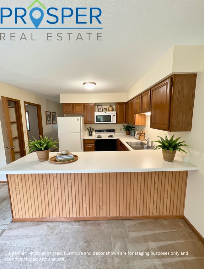 Building Photo - 874 Kari Dr Unit KA876X