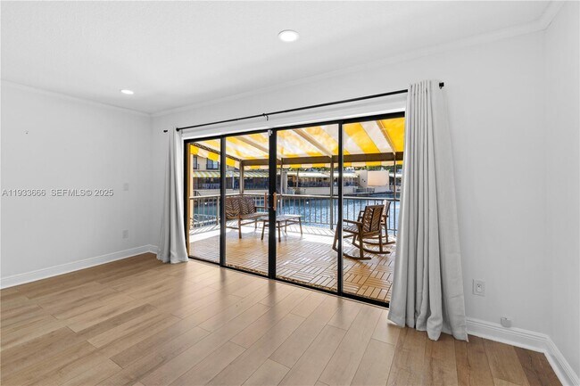 Photo - 15518 Braemar Ct