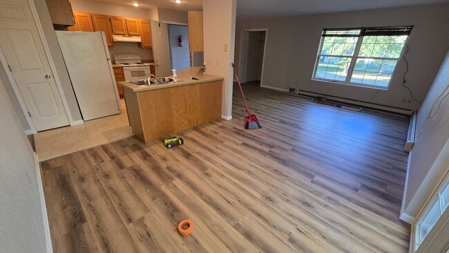 Photo - 433 Clinton Ct Apartments Unit 1